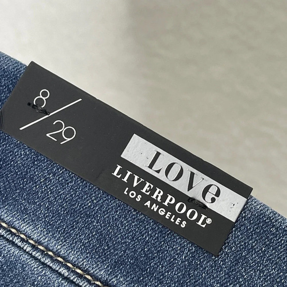 Liverpool Gia Glider Cruiser Jean Shorts Size 29/8 Highland Park Wash LM9137F86 - Picture 7 of 11